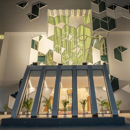 Clubway Grand A Boutique Hotel Jorhāt エクステリア 写真