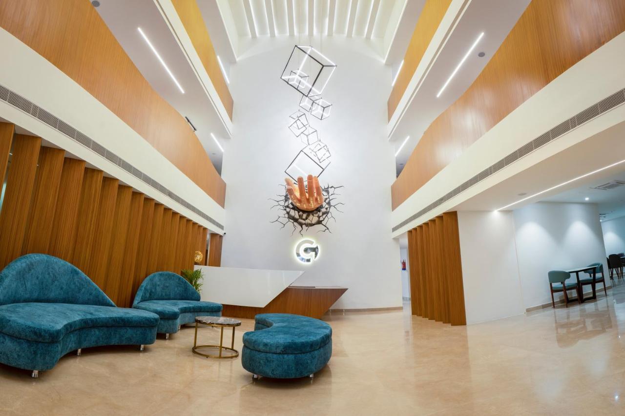 Clubway Grand A Boutique Hotel Jorhāt エクステリア 写真