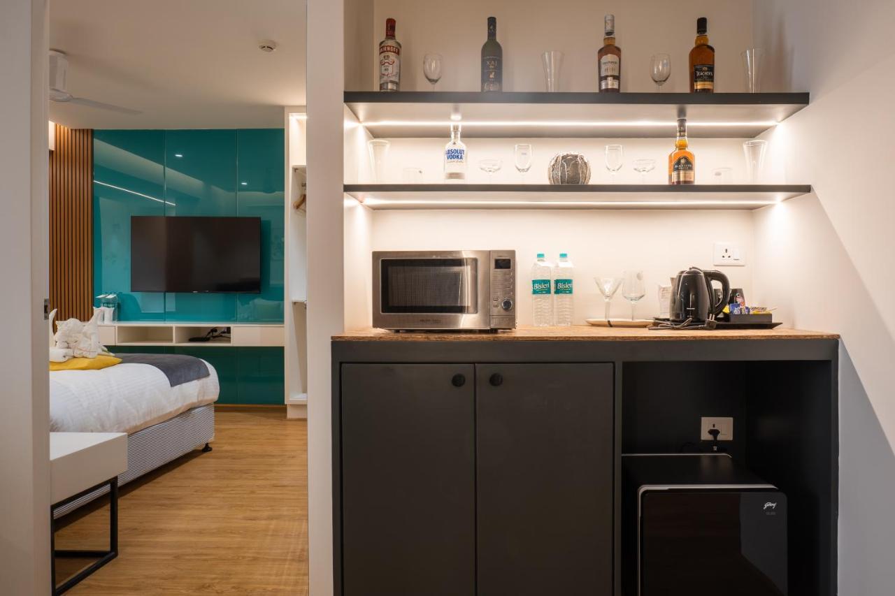 Clubway Grand A Boutique Hotel Jorhāt エクステリア 写真