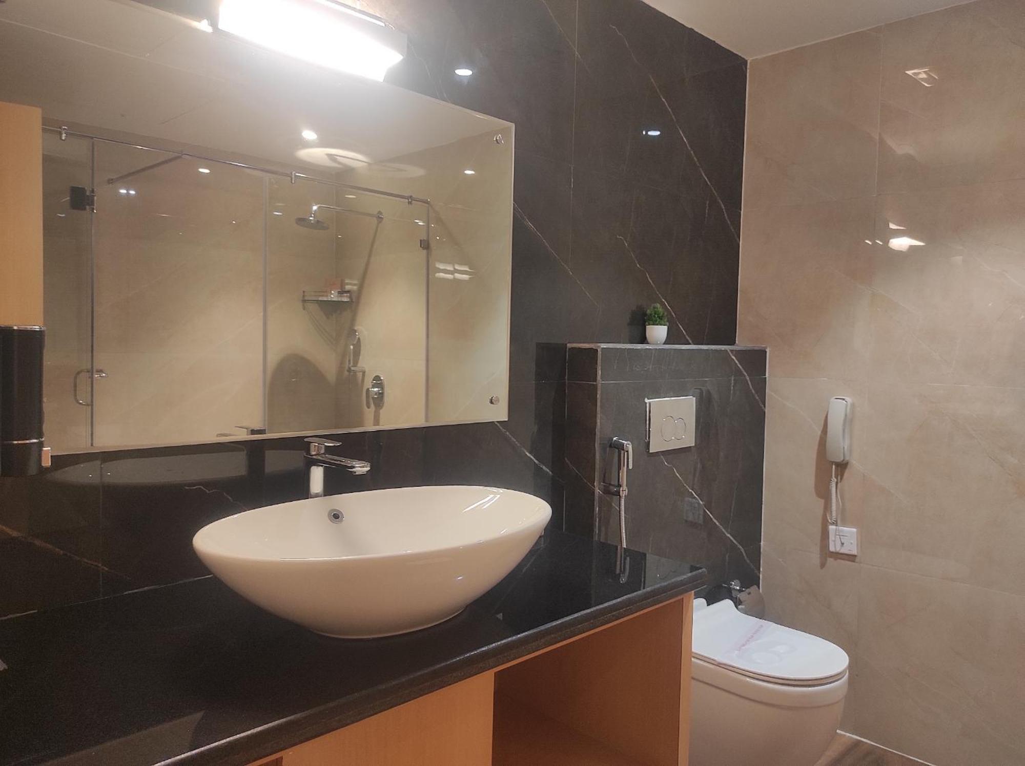 Clubway Grand A Boutique Hotel Jorhāt エクステリア 写真