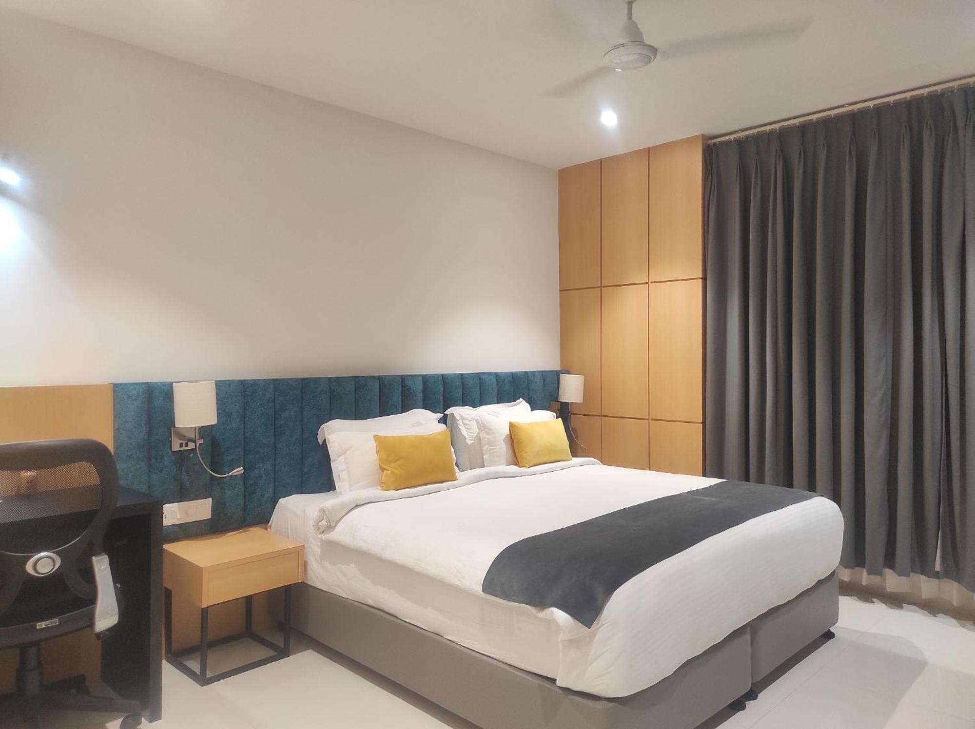 Clubway Grand A Boutique Hotel Jorhāt エクステリア 写真
